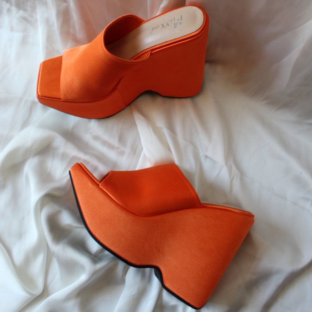 🆕️The Lexie// Orange unique Mule Platform - Picture 7 of 10